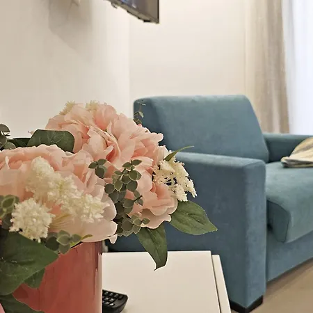 公寓 Regina Margherita Ii - 50 M Dal Mare, Wi-fi E Aria Condizionata 西维尔诺瓦·马尔凯