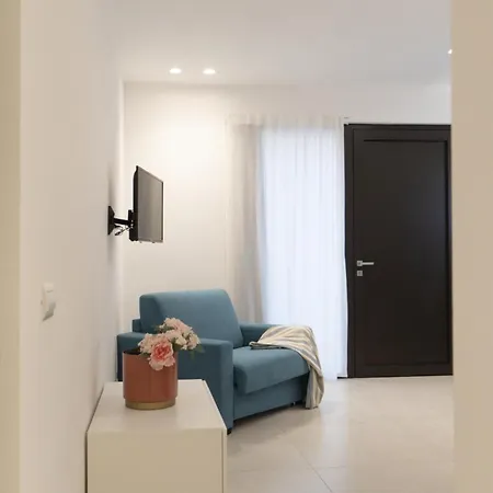 Regina Margherita Ii - 50 M Dal Mare, Wi-fi E Aria Condizionata * Civitanova Marche